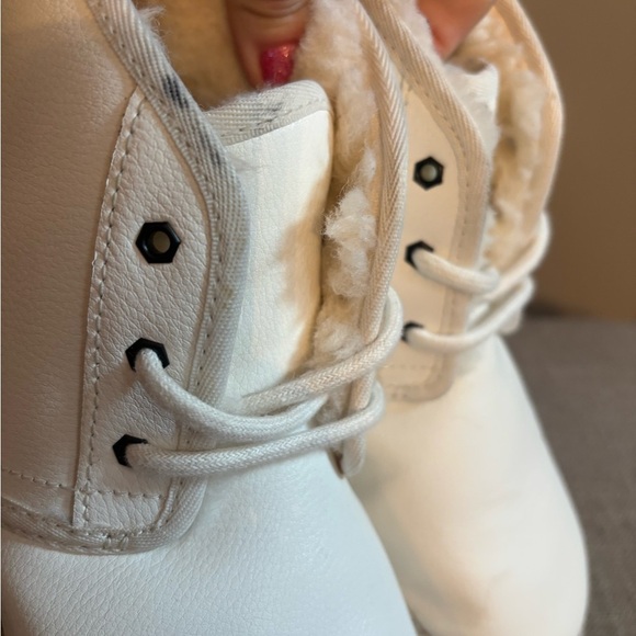 UGG Neumel Leather booties sz 4 main image 10